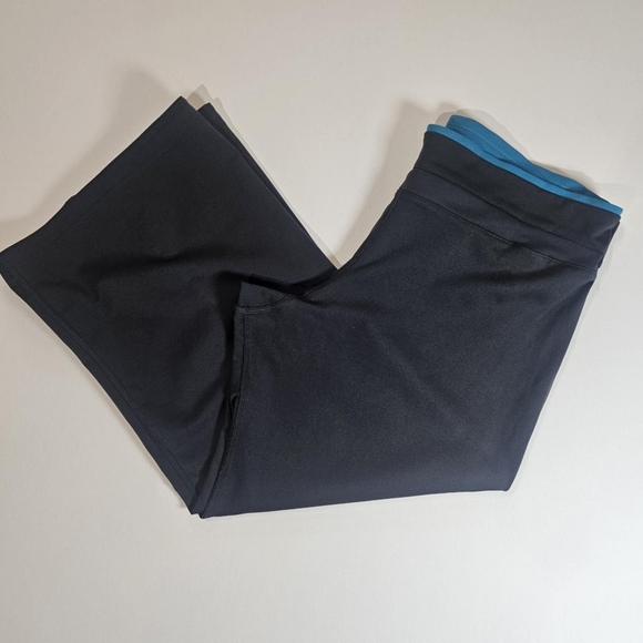 Adidas Leggings Womens Medium Black Wide‎ Leg Moisture Wicking Athletic Pants - Picture 1 of 10